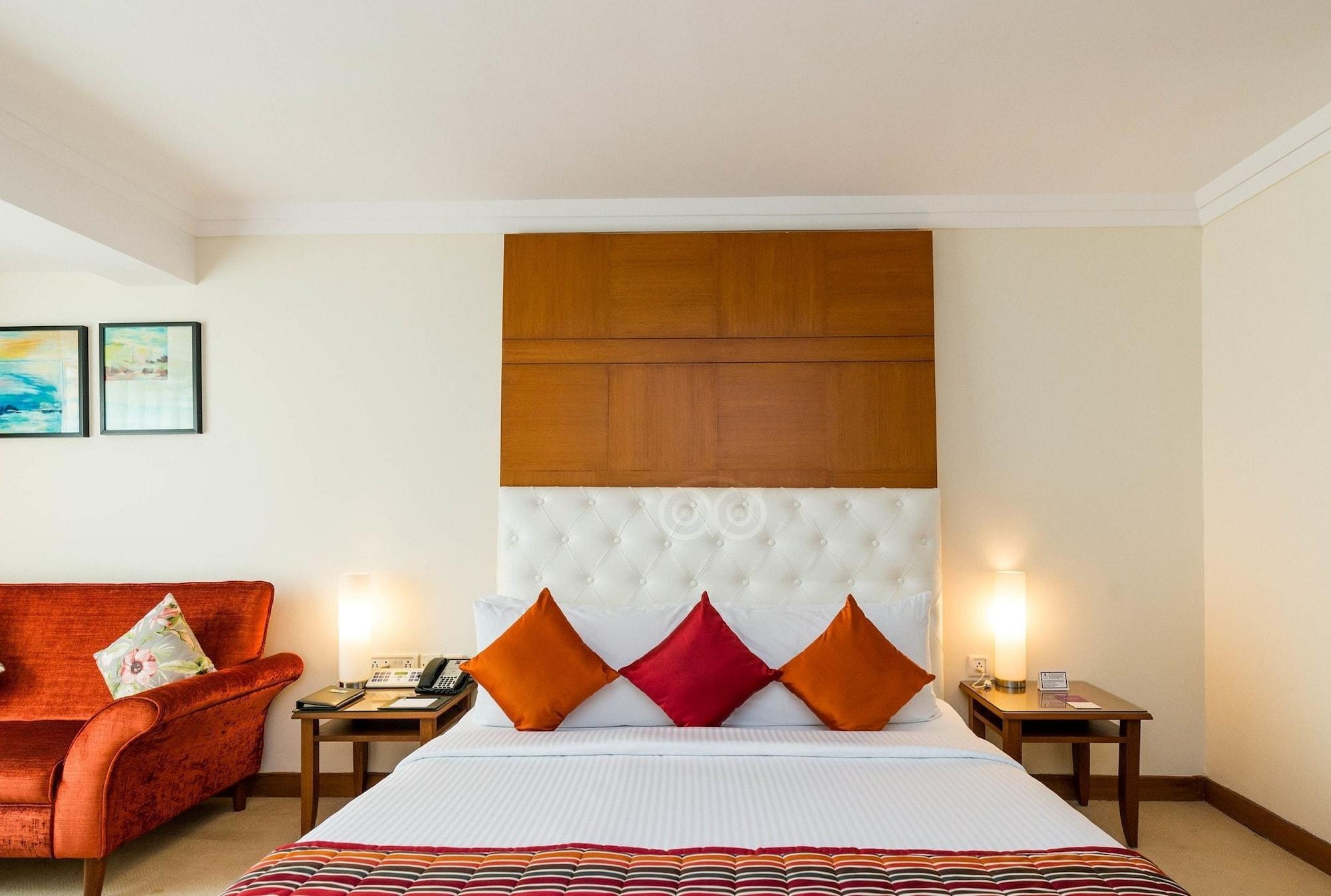 The Chancery Pavilion Bangalore Exterior foto