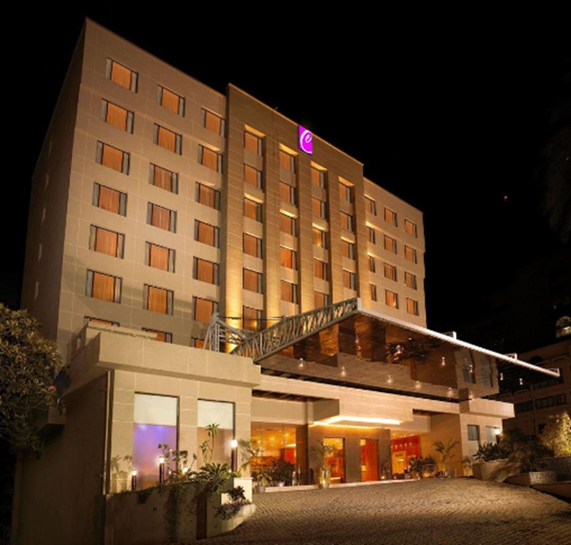 The Chancery Pavilion Bangalore Exterior foto