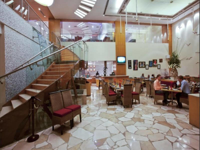 The Chancery Pavilion Bangalore Exterior foto